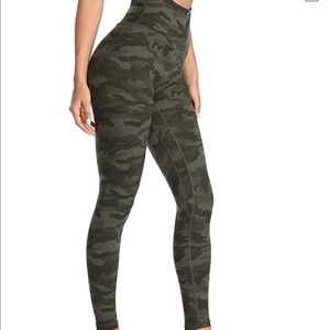 Colorfulkoala Camo Leggings *align dupe*